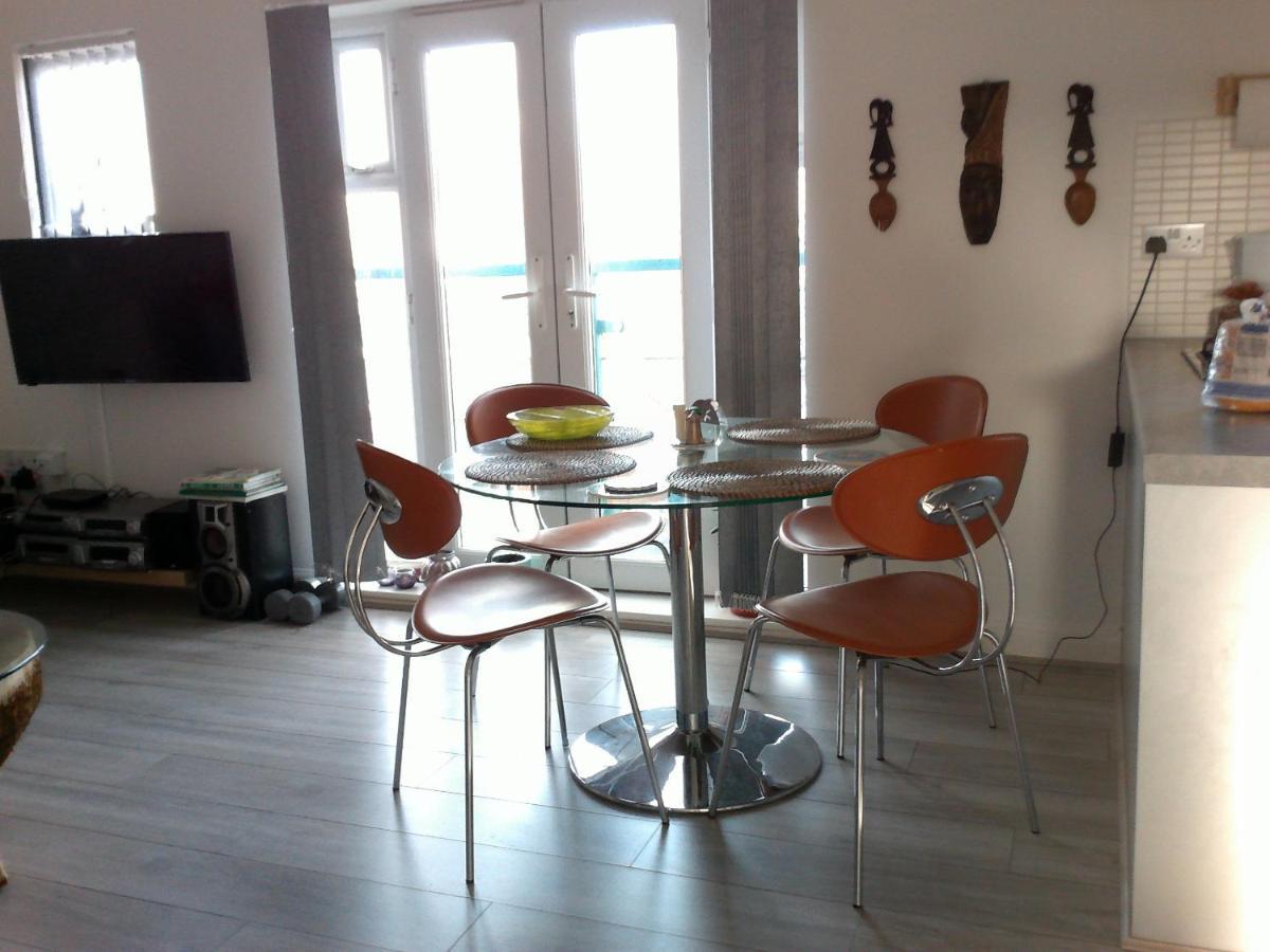 Two Bedroom London Luxury Apartment エクステリア 写真