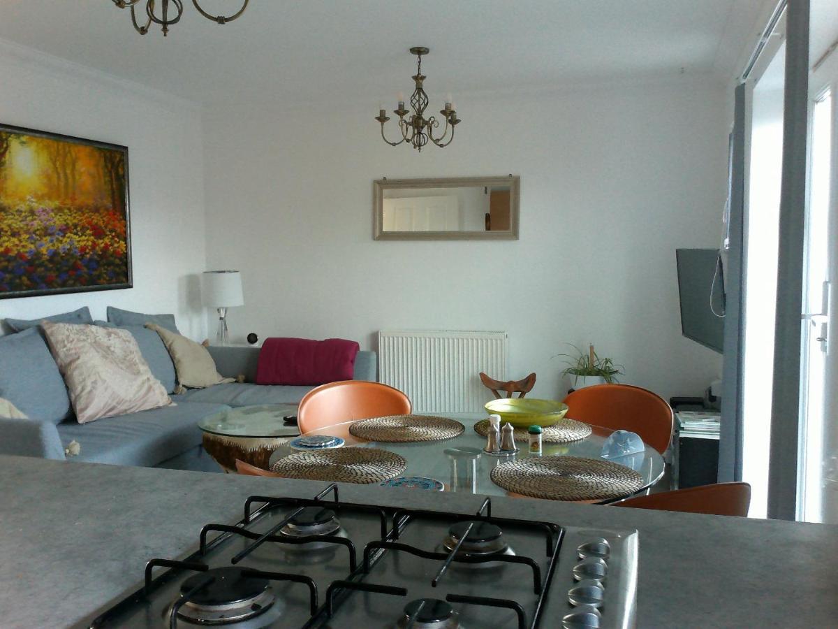 Two Bedroom London Luxury Apartment エクステリア 写真