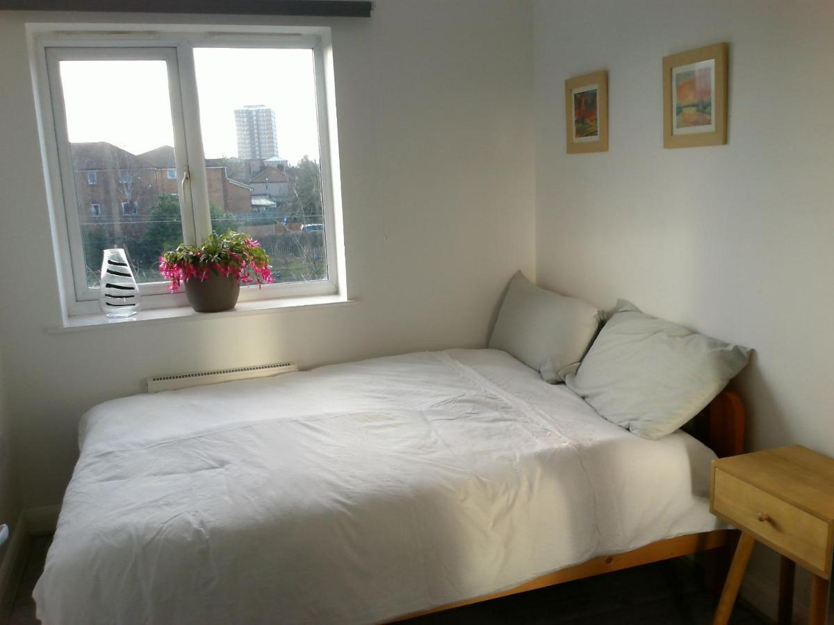 Two Bedroom London Luxury Apartment エクステリア 写真